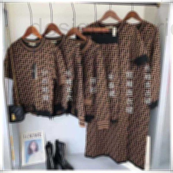 women's sweaters designer autumn/winter new old flower round neck cardigan pullover wool sweater knit long dress double f letter jacqua, White;black
women's sweaters designer autumn/winter new old flower round neck cardigan pullover wool sweater knit long dress double f letter jacqua, White;black