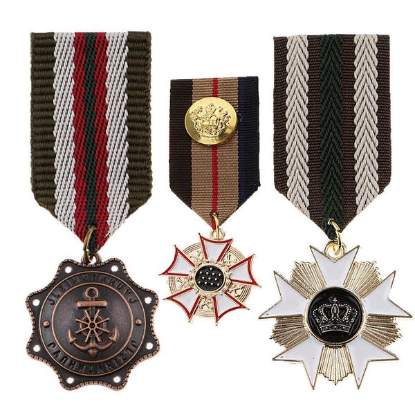 pins brooches striped fabric badge brooch pin crown star medal milirtay uniform corsage honor medal brooch pendant personality lapel pin w04, Gray
pins brooches striped fabric badge brooch pin crown star medal milirtay uniform corsage honor medal brooch pendant personality lapel pin w04, Gray