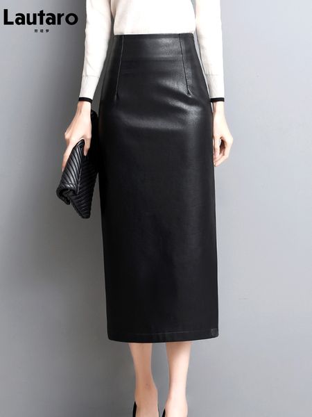 skirts lautaro spring autumn long black faux leather pencil midi skirt women with side slit zipper high waist luxury elegant buttoms 230426
skirts lautaro spring autumn long black faux leather pencil midi skirt women with side slit zipper high waist luxury elegant buttoms 230426