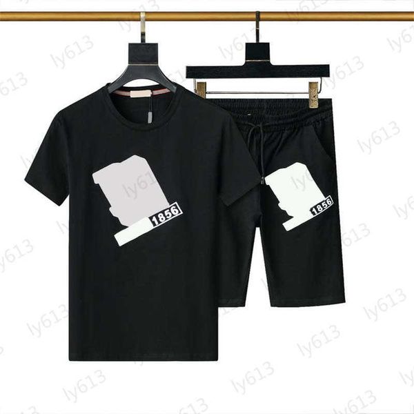 black mens designer clothes sets casual loose classic fashion luxury diamond brand letter logo printed t-shirt shorts two piece set male tra, Gray
black mens designer clothes sets casual loose classic fashion luxury diamond brand letter logo printed t-shirt shorts two piece set male tra, Gray