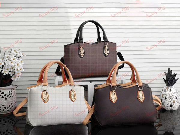 luxury brand shoulder bags handbag duffle bag old flower grid boston bag designer wave edge totes large capacity storage pack
luxury brand shoulder bags handbag duffle bag old flower grid boston bag designer wave edge totes large capacity storage pack