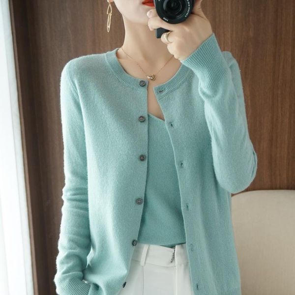 sweaters 2022 en najaar 100% pure wollen vest jas vrouwen ronde hals kasjmier trui gebreide dieptepunt shirt, White;black
sweaters 2022 en najaar 100% pure wollen vest jas vrouwen ronde hals kasjmier trui gebreide dieptepunt shirt, White;black