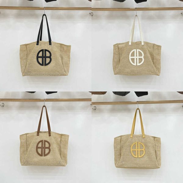 beach bag women straw bag large capacity summer bag designer contrast color handwoven shopping bag tote bag casual one shoulder underarm bag
beach bag women straw bag large capacity summer bag designer contrast color handwoven shopping bag tote bag casual one shoulder underarm bag