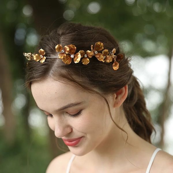 women crown gold color floral bridal hair tiara accessories hand wired hairband wedding prom accessories hair piece, Silver
women crown gold color floral bridal hair tiara accessories hand wired hairband wedding prom accessories hair piece, Silver