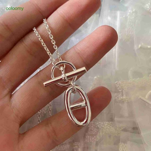 hemres designer necklace s925 sterling silver hollow all pig nose diamond fast necklace versatile ot buckle collar chain solid, Black
hemres designer necklace s925 sterling silver hollow all pig nose diamond fast necklace versatile ot buckle collar chain solid, Black