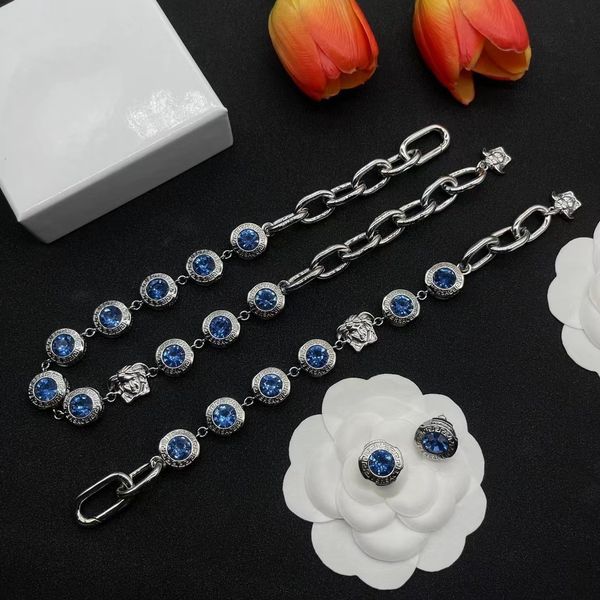 pendant necklace silver sapphire beauty head luxury designer necklace bracelet earrings set
pendant necklace silver sapphire beauty head luxury designer necklace bracelet earrings set