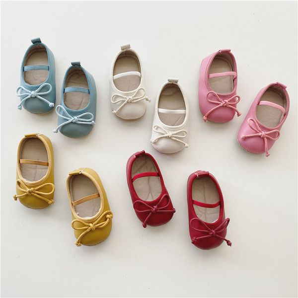 first walkers 5116b baby shoes spring and autumn korean baby girl soft toe shoes indoor anti-slip and anti-drop shoes 230427
first walkers 5116b baby shoes spring and autumn korean baby girl soft toe shoes indoor anti-slip and anti-drop shoes 230427