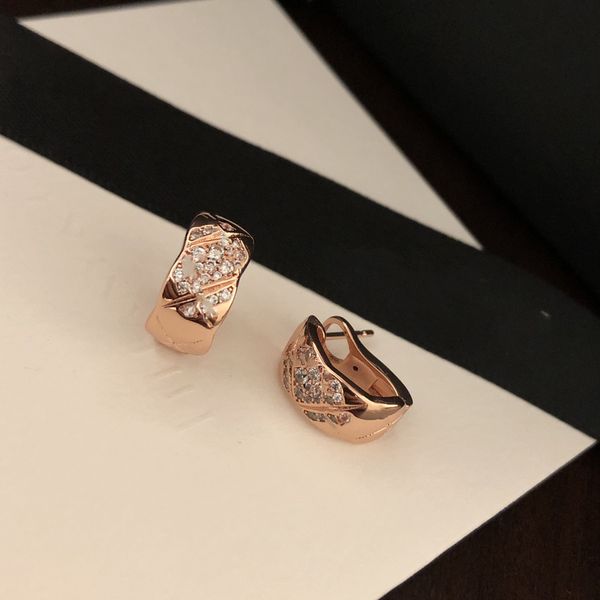 designer c earring luxury stud earing letter ccity fashion brand women jewelry metal crystal pearl gold earrings cjeweler woman gift orecchi, Golden;silver
designer c earring luxury stud earing letter ccity fashion brand women jewelry metal crystal pearl gold earrings cjeweler woman gift orecchi, Golden;silver