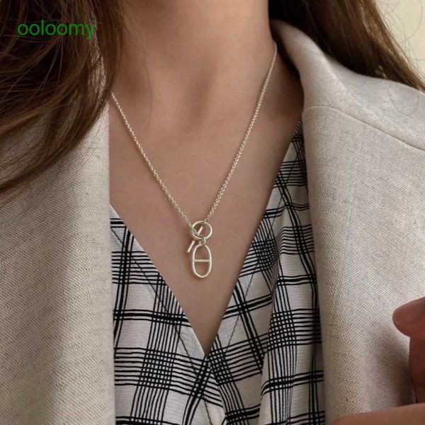 hemres designer necklace 925 sterling silver plated versatile simple pendant mesh red ins temperament clavicle chain ot clasp classic pig no, Black
hemres designer necklace 925 sterling silver plated versatile simple pendant mesh red ins temperament clavicle chain ot clasp classic pig no, Black