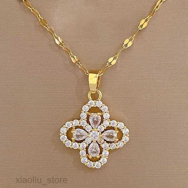 pendant necklaces european and american ins double crystal four leaves clover pendant necklace for woman lucky zircon four leaves flower jew, Silver
pendant necklaces european and american ins double crystal four leaves clover pendant necklace for woman lucky zircon four leaves flower jew, Silver