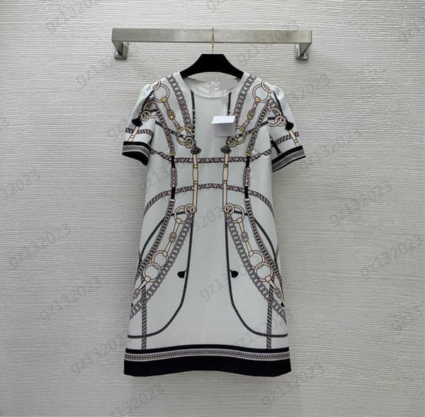 brand dresses colorful drill decorative belt print design fashion joker dress classic crew neck short sleeve collared waist design trend max, Black;gray
brand dresses colorful drill decorative belt print design fashion joker dress classic crew neck short sleeve collared waist design trend max, Black;gray
