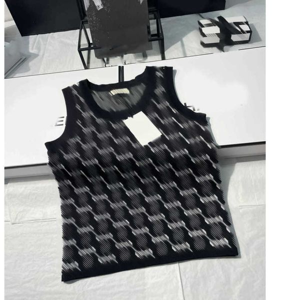 23ss tank womens tanks camis vest camis womens designer clothing patchwork color full letter logo knitted suspender vest womens clothes a1, White
23ss tank womens tanks camis vest camis womens designer clothing patchwork color full letter logo knitted suspender vest womens clothes a1, White