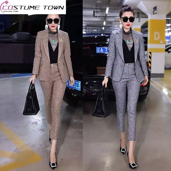 women s two piece pants pakaian payet mode kelas atas untuk wanita 2023 musim semi musim panas setelan kecil populer eropa celana mantel dua, White
women s two piece pants pakaian payet mode kelas atas untuk wanita 2023 musim semi musim panas setelan kecil populer eropa celana mantel dua, White