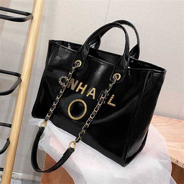 luxury classic handbags beach bags brand metal badge tote bag small evening handbag female capacity large leather one shoulder backpack whol
luxury classic handbags beach bags brand metal badge tote bag small evening handbag female capacity large leather one shoulder backpack whol