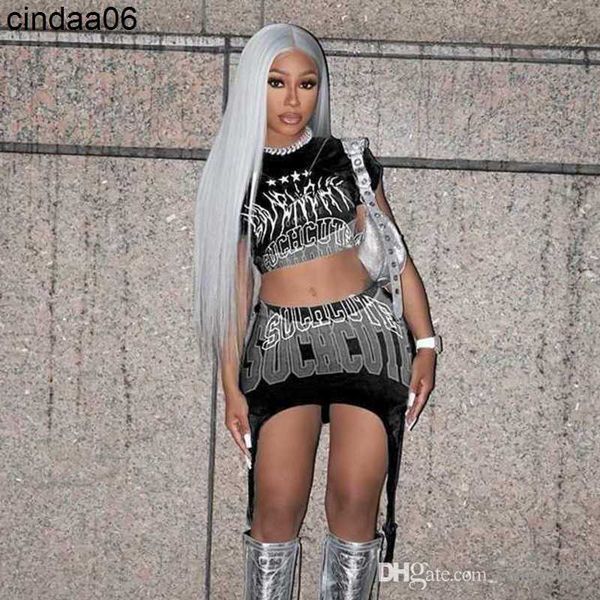 2023 designer dress women two piece outfits summer letter print round neck exposed navel short sleeve irregular half skirt set, Black;gray
2023 designer dress women two piece outfits summer letter print round neck exposed navel short sleeve irregular half skirt set, Black;gray