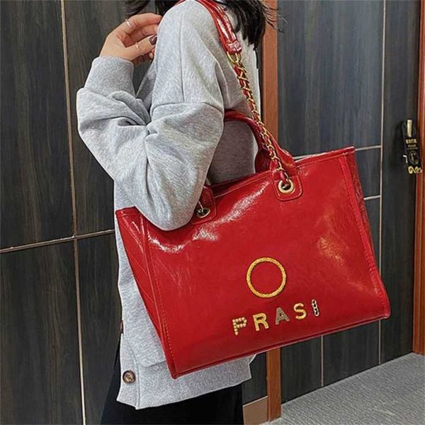 fashion handbags beach bags brand luxury metal badge tote bag small evening handbag female capacity large leather one shoulder backpack whol
fashion handbags beach bags brand luxury metal badge tote bag small evening handbag female capacity large leather one shoulder backpack whol