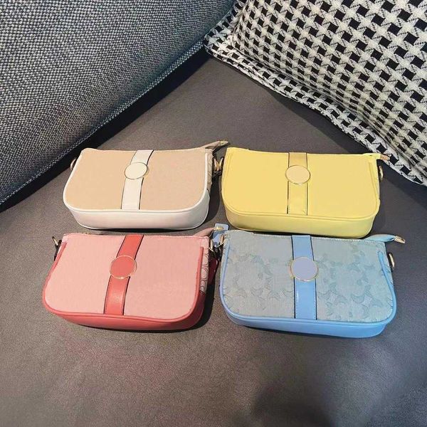 shoulder bag cbag letter designer bag women designers handbags leather crossbody bag elegant clutch bag work messenger bags purse 230210
shoulder bag cbag letter designer bag women designers handbags leather crossbody bag elegant clutch bag work messenger bags purse 230210