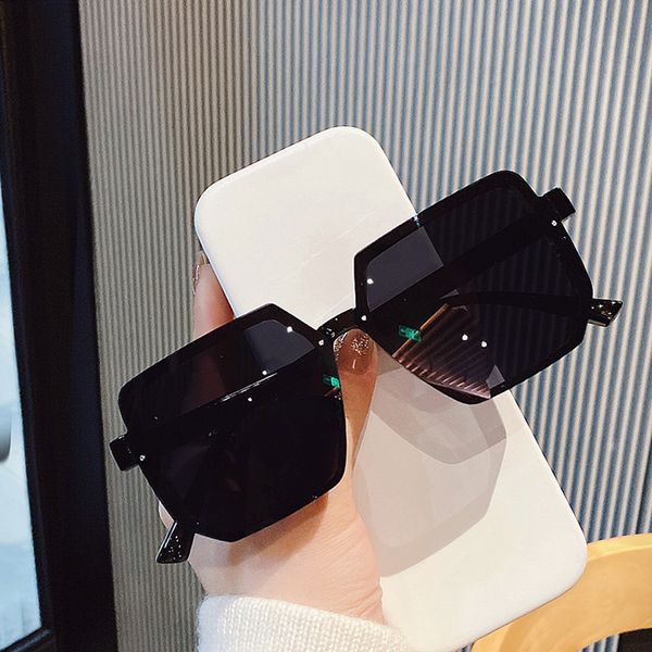 korean version personality irregular polygon sunglasses ladies 2023 new sunglasses uv protection sunglasses, White;black
korean version personality irregular polygon sunglasses ladies 2023 new sunglasses uv protection sunglasses, White;black