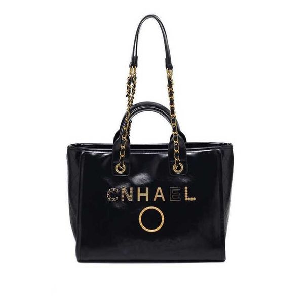 luxury classic handbags beach bags brand metal badge tote bag small evening handbag female capacity large leather one shoulder backpack 50%
luxury classic handbags beach bags brand metal badge tote bag small evening handbag female capacity large leather one shoulder backpack 50%