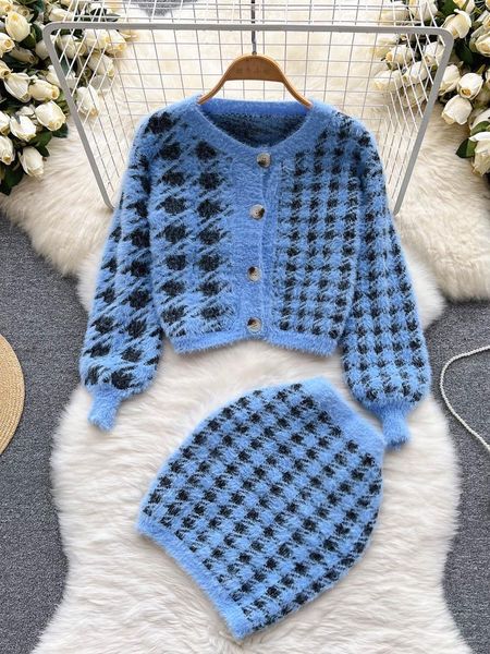 dress autumn new knitted skirt sets women plaid cardigan suits with skirt long sleeve slim crop sweater and skirt casual matching sets, White
dress autumn new knitted skirt sets women plaid cardigan suits with skirt long sleeve slim crop sweater and skirt casual matching sets, White