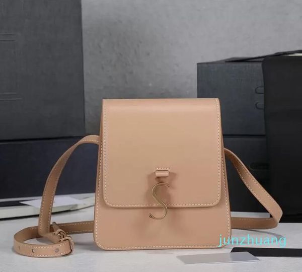 2023 new fashion designer luxury kaia small leather brown black vegetable tanned leather vertical crossbody bag shoulder 2 2154 size 16x18x6
2023 new fashion designer luxury kaia small leather brown black vegetable tanned leather vertical crossbody bag shoulder 2 2154 size 16x18x6