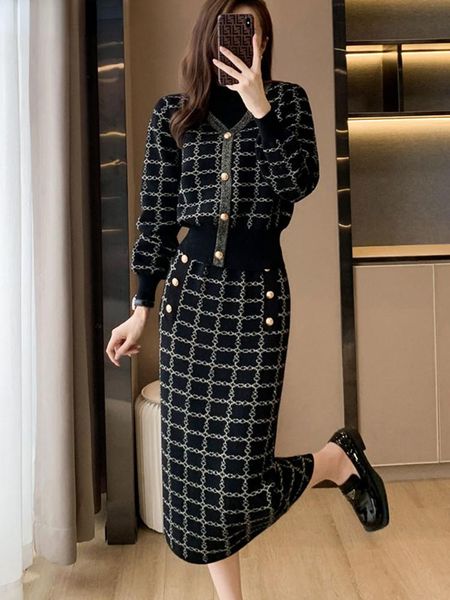 dress new vintage plaid knitted skirt sets women elegant long sleeve pullover sweater + midi skirt two piece sets outfits, White
dress new vintage plaid knitted skirt sets women elegant long sleeve pullover sweater + midi skirt two piece sets outfits, White