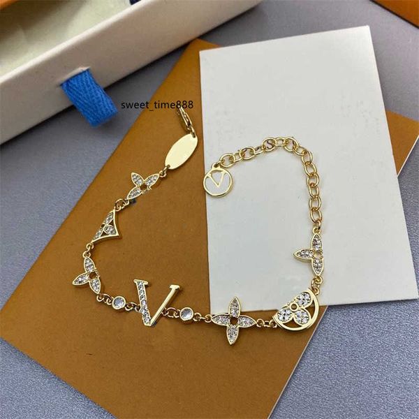 luxury jewelry love bracelets charm bracelet for women fashionable jewelries flower heart stainless steel chains cjeweler gold plated diamon, Golden;silver
luxury jewelry love bracelets charm bracelet for women fashionable jewelries flower heart stainless steel chains cjeweler gold plated diamon, Golden;silver