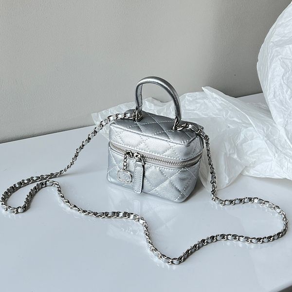 womens classic hand vanity bags calfskin gold/silver metal hardware matelasse chain crossbody shoulder handbag caviar leather calfskin cosme
womens classic hand vanity bags calfskin gold/silver metal hardware matelasse chain crossbody shoulder handbag caviar leather calfskin cosme