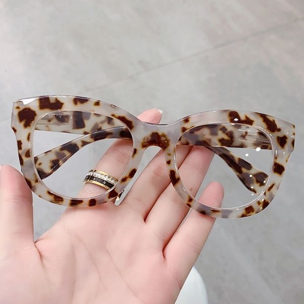 sunglasses frames kacamata baca komputer cahaya anti biru bingkai besar pria wanita uniseks 1 0 1 50 2 0 2 5 3 3 5 230427, Silver
sunglasses frames kacamata baca komputer cahaya anti biru bingkai besar pria wanita uniseks 1 0 1 50 2 0 2 5 3 3 5 230427, Silver