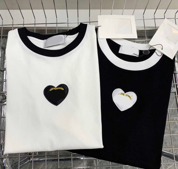 23ss womens designer clothing tee womens t-shirt round neck pure cotton spring and summer new color edge leather label letter love t-shirt, White
23ss womens designer clothing tee womens t-shirt round neck pure cotton spring and summer new color edge leather label letter love t-shirt, White