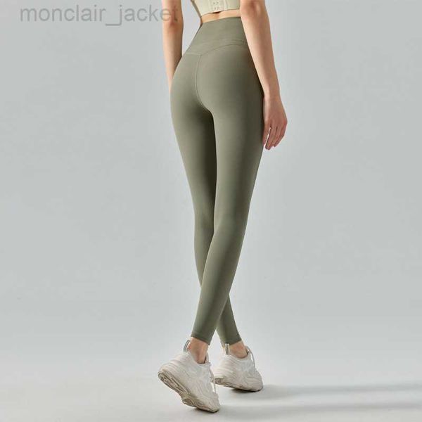 desginer al yoga legging new sports pants composite waist tight pants high elasticity lightweight and quick drying fitness training pants, Black
desginer al yoga legging new sports pants composite waist tight pants high elasticity lightweight and quick drying fitness training pants, Black