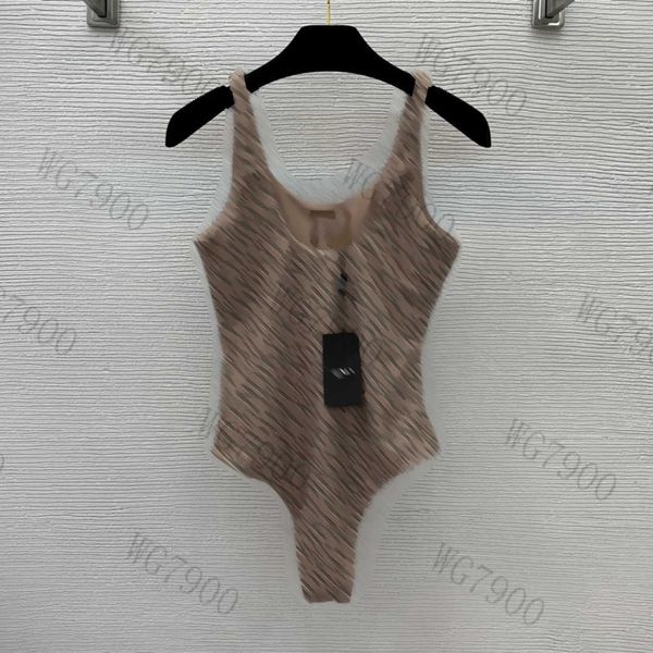 brown color designer swimsuits brand womens swimwear 2023 summer high end women one-piece swimsuit open-back u-neck one-piece swimsuit, White;black
brown color designer swimsuits brand womens swimwear 2023 summer high end women one-piece swimsuit open-back u-neck one-piece swimsuit, White;black