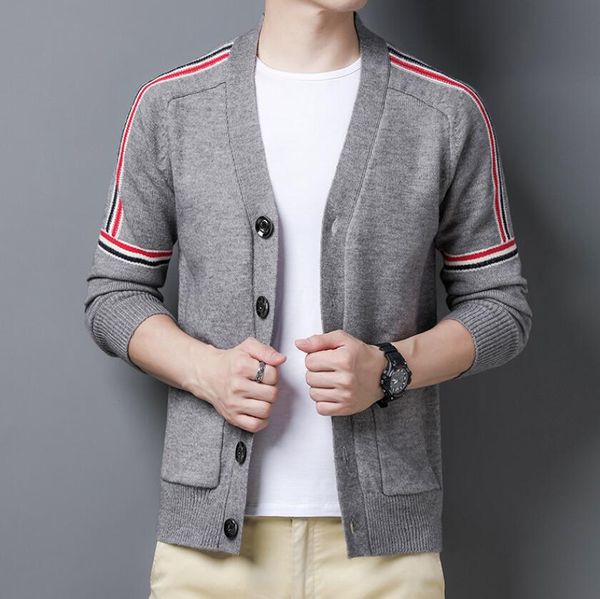 mens designer sweater men's sweaters spring and autumn new product men's knitted cardigan casual v-neck button knitted sweater thr, White;black
mens designer sweater men's sweaters spring and autumn new product men's knitted cardigan casual v-neck button knitted sweater thr, White;black