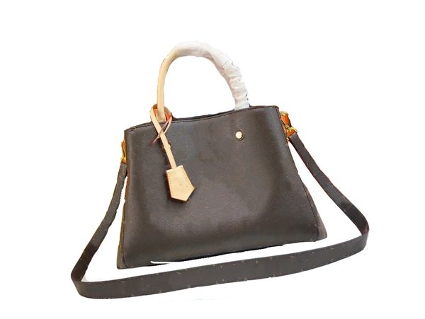 luxury designer lady fashion bag classics monograms bb crossbody handbags women handbag womens luxurys brands shoulder bags
luxury designer lady fashion bag classics monograms bb crossbody handbags women handbag womens luxurys brands shoulder bags