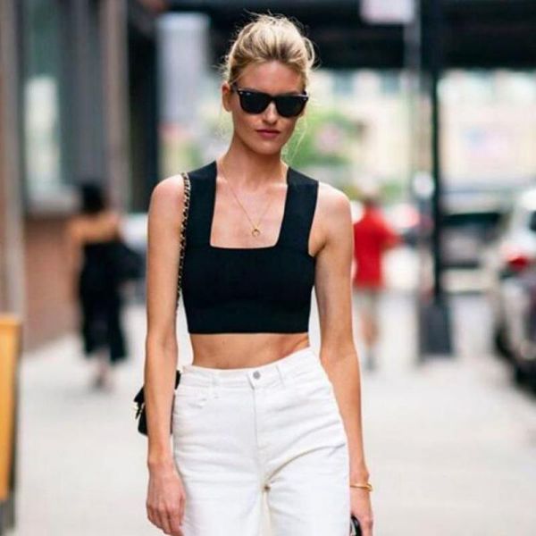 tanks 2022 temperamental elegant cross wide shoulder strap short knit vest woman simple solid color square neck ladies french top, Black;white
tanks 2022 temperamental elegant cross wide shoulder strap short knit vest woman simple solid color square neck ladies french top, Black;white