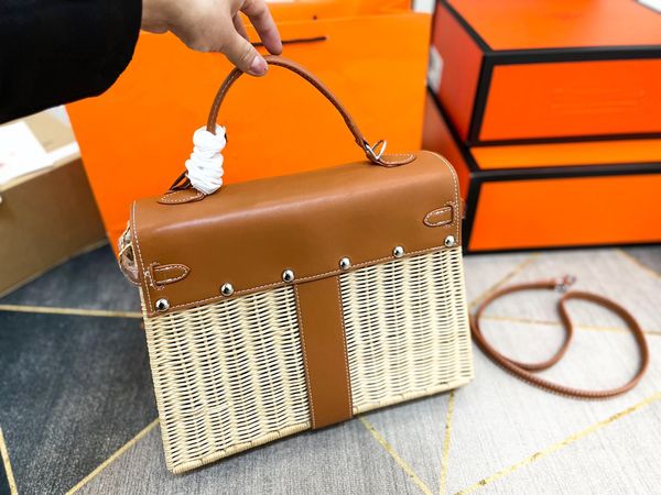 designer bag rattan weaving straw bag summer beach handbags large capacity leather flap shoulder tote bags women hollow out woven vacation t
designer bag rattan weaving straw bag summer beach handbags large capacity leather flap shoulder tote bags women hollow out woven vacation t