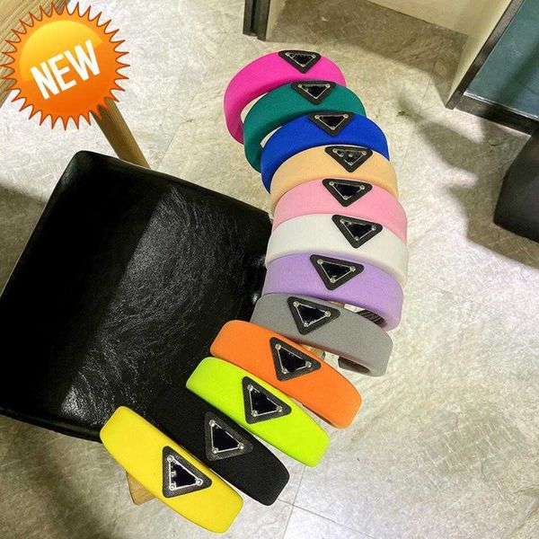 luxury designer triangle letter sponge headbands hair bands for women girl brand elastic letters p headband candy color sports fitness headb, Silver
luxury designer triangle letter sponge headbands hair bands for women girl brand elastic letters p headband candy color sports fitness headb, Silver