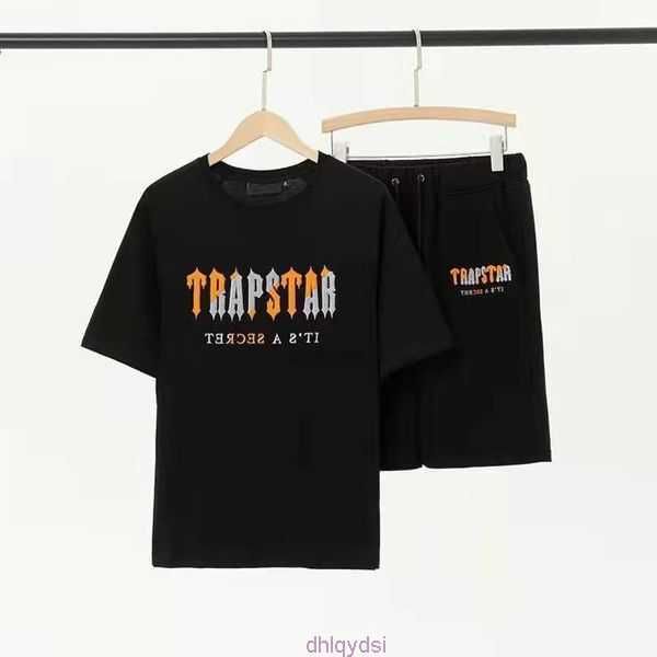 london shirt 22ss t new trapstar men and women embroidered chenille decoded chord suit - revolution luxury trapstars tee trapstar. 12 1 205, Gray
london shirt 22ss t new trapstar men and women embroidered chenille decoded chord suit - revolution luxury trapstars tee trapstar. 12 1 205, Gray