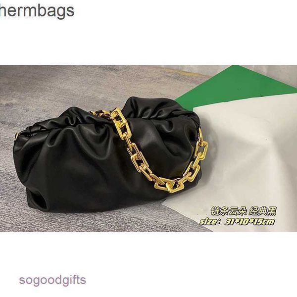 italy bag messenger designer single chain cloud bottegas bags shoulder same thick venetas wrinkled 2023 summer zipper underarm female 3mlh w
italy bag messenger designer single chain cloud bottegas bags shoulder same thick venetas wrinkled 2023 summer zipper underarm female 3mlh w