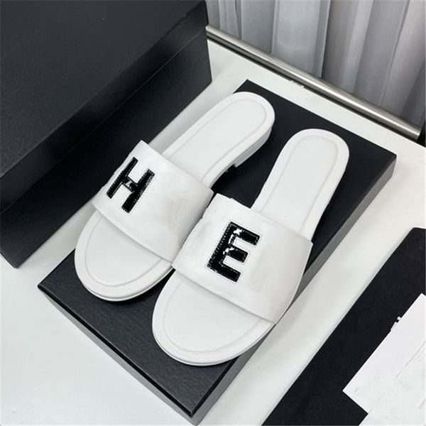 fashion slippers 2023 channel luxury design summer men's and women's flats thick soled leather rubber lettering logo casual cartoo, Black
fashion slippers 2023 channel luxury design summer men's and women's flats thick soled leather rubber lettering logo casual cartoo, Black