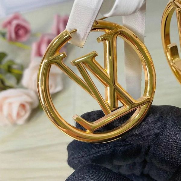New With Box Arts Crafts Gifts Other Arts and Crafts Designer Jewelry Earstuds 18k Gold Plated Hoop Earrings Fashion High Quality
New With Box Arts Crafts Gifts Other Arts and Crafts Designer Jewelry Earstuds 18k Gold Plated Hoop Earrings Fashion High Quality