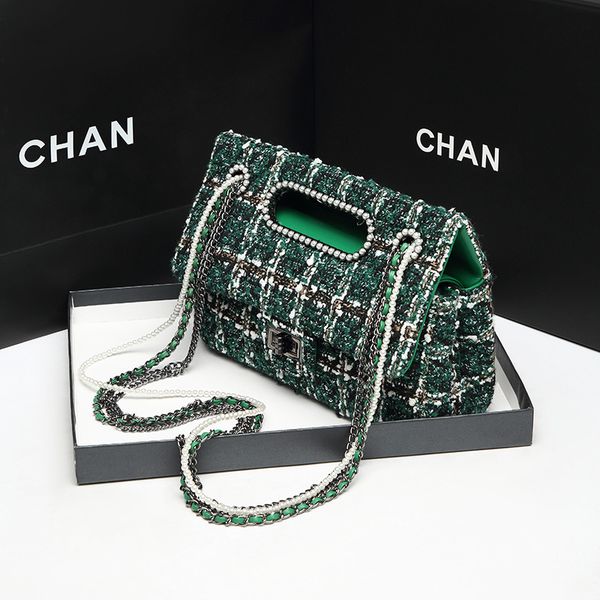 Outlet factory ladies shoulder bags 2 colors winter popular rhombic tote bag elegant atmosphere plaid handbag sweet pearl fashion backpack 1130#, Green
Outlet factory ladies shoulder bags 2 colors winter popular rhombic tote bag elegant atmosphere plaid handbag sweet pearl fashion backpack 1130#, Green
