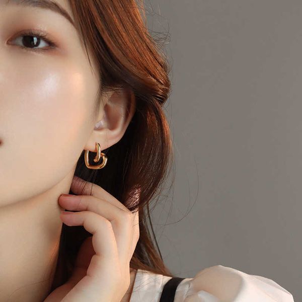 charm anting-anting kancing hati logam desain sederhana unik untuk wanita hadiah aksesori anting-anting statement tindik trendi za temperame, Golden
charm anting-anting kancing hati logam desain sederhana unik untuk wanita hadiah aksesori anting-anting statement tindik trendi za temperame, Golden