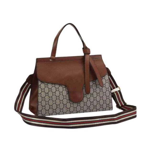 brand luxury bag woman new vintage printed chain bag popular underarm bag diagonal across one shoulder small square bag#9709
brand luxury bag woman new vintage printed chain bag popular underarm bag diagonal across one shoulder small square bag#9709