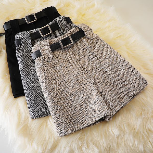 women's shorts woolen shorts autumn and winter high waist fashion wide-leg pants boots trousers 230428, White;black
women's shorts woolen shorts autumn and winter high waist fashion wide-leg pants boots trousers 230428, White;black