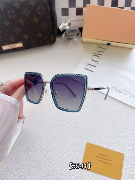 fashion sunglasses polaroid lens designer letter adumbral sunglasses luxury designer summer glasses for man woman full frame 5 color option, White;black
fashion sunglasses polaroid lens designer letter adumbral sunglasses luxury designer summer glasses for man woman full frame 5 color option, White;black
