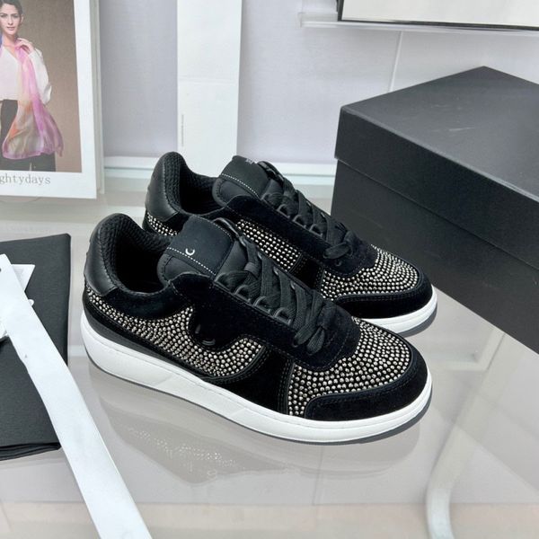 latest designer sneakers suede casual shoes ladies women knit calfskin shoe platform sneaker leather c interlocking mesh rhinestone diamond
latest designer sneakers suede casual shoes ladies women knit calfskin shoe platform sneaker leather c interlocking mesh rhinestone diamond