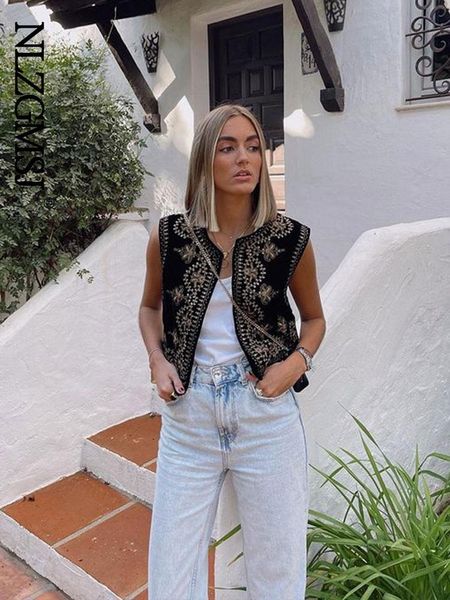 leather nlzgmsj paisley vintage jacquard cropped vest brown sleeveless jacket for women 2023 waistcoat fashion coat autumn clothes, Black
leather nlzgmsj paisley vintage jacquard cropped vest brown sleeveless jacket for women 2023 waistcoat fashion coat autumn clothes, Black