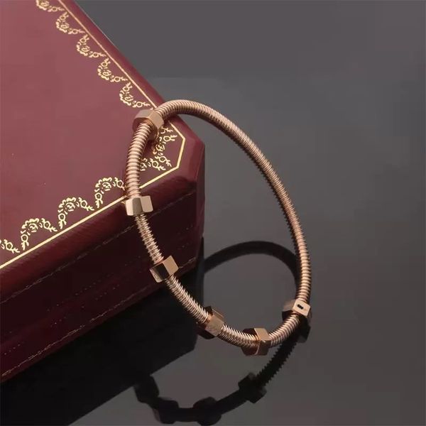 luxury classic nail bracelet designer bracelet love bracelet 25mm nail bracelet titanium 18k gold plated bracelet ladies love bangles jewelr, Black
luxury classic nail bracelet designer bracelet love bracelet 25mm nail bracelet titanium 18k gold plated bracelet ladies love bangles jewelr, Black