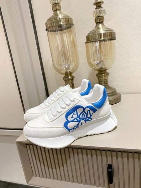 2023 spring and fall new great womens and mens luxury designer sneaker casual designer sneakers shoes - womens and mens eu size 36-45 shoes, Red;white
2023 spring and fall new great womens and mens luxury designer sneaker casual designer sneakers shoes - womens and mens eu size 36-45 shoes, Red;white